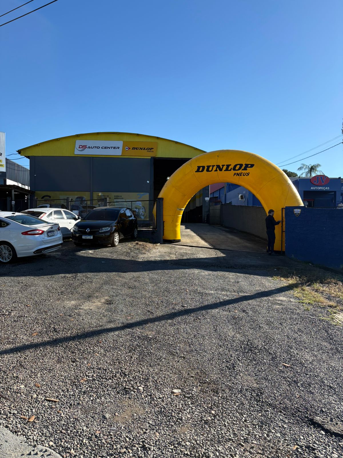 Fachada da DS Auto Center I&ccedil;ara
